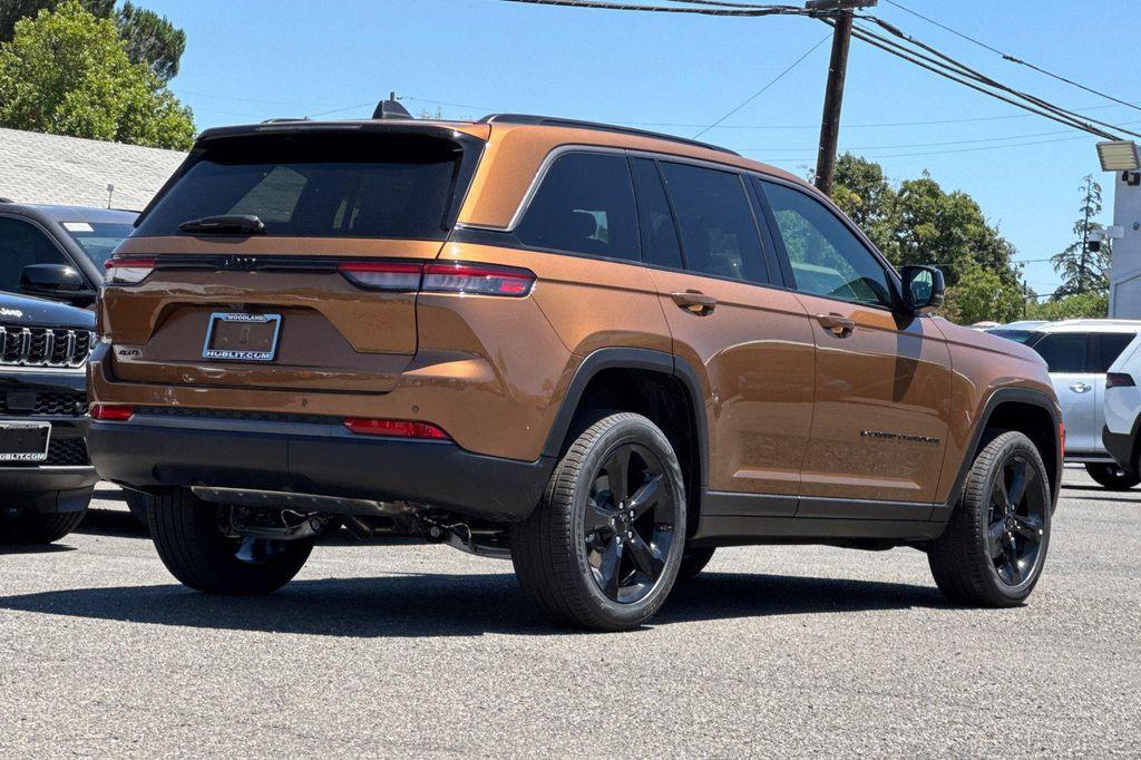 new 2026 Jeep Grand Cherokee car, priced at $42,946