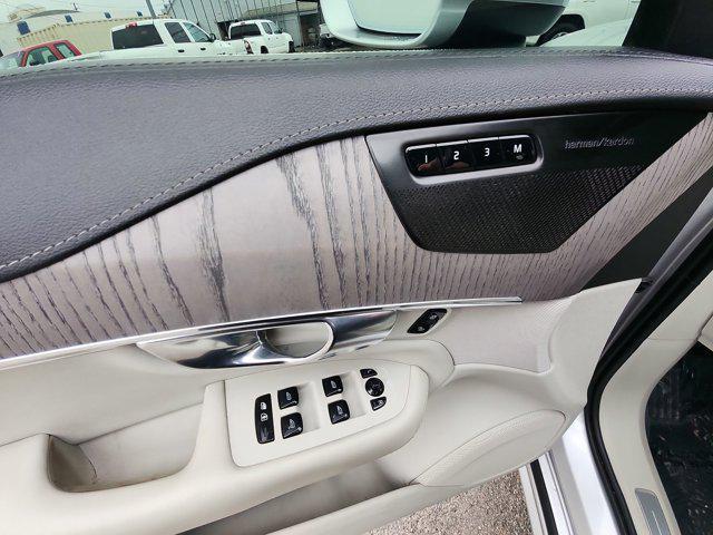 used 2021 Volvo XC90 Recharge Plug-In Hybrid car, priced at $18,956