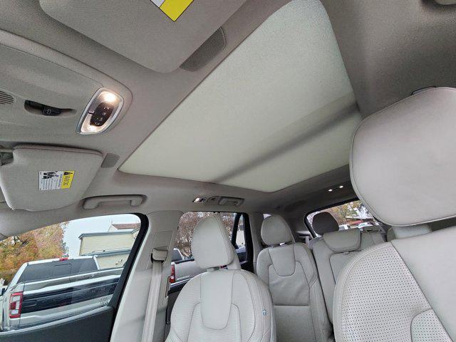 used 2021 Volvo XC90 Recharge Plug-In Hybrid car, priced at $18,956