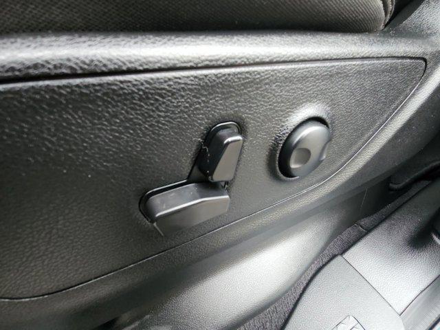 used 2025 Ram 1500 car, priced at $34,147