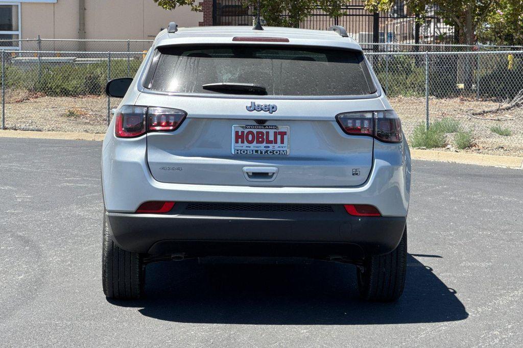 new 2026 Jeep Compass car, priced at $32,031