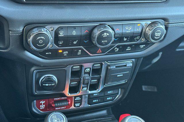 new 2025 Jeep Wrangler car, priced at $98,185