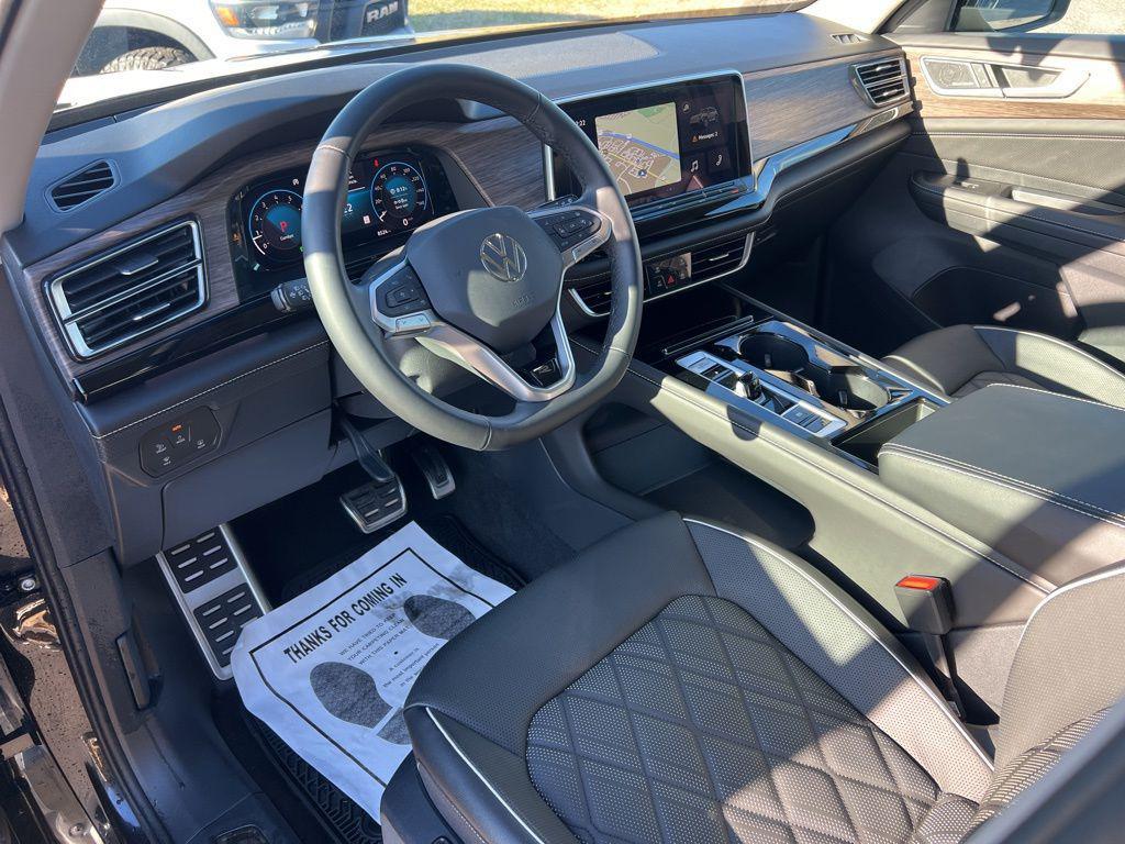 used 2024 Volkswagen Atlas car, priced at $40,598
