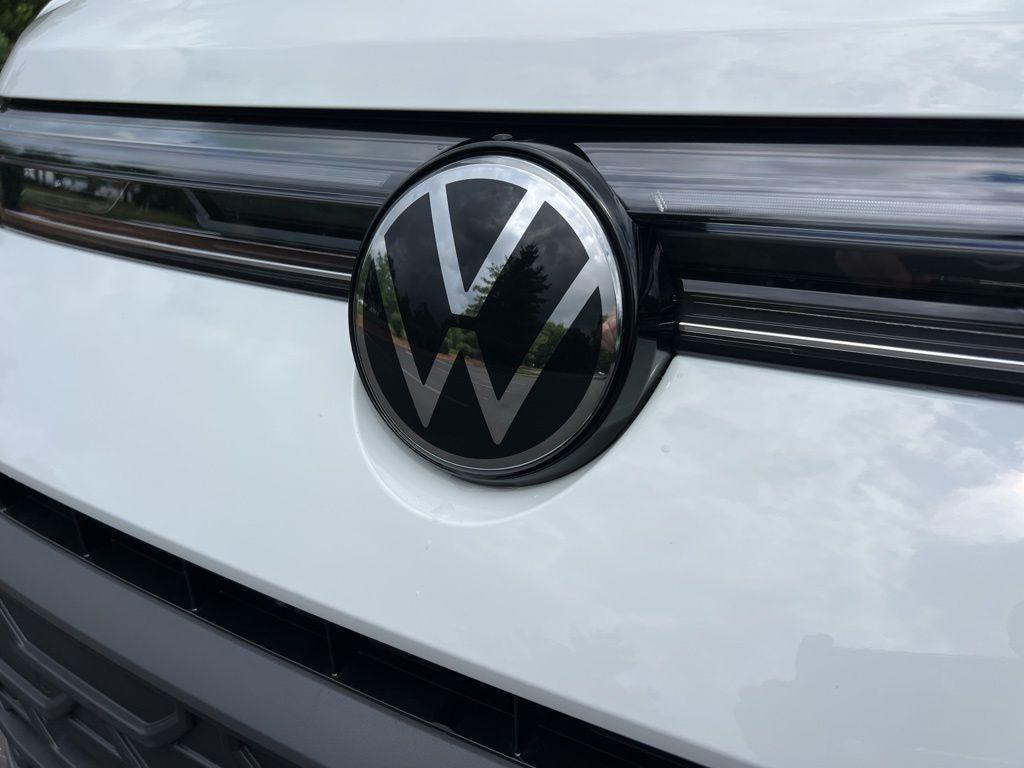 new 2026 Volkswagen Taos car, priced at $35,691