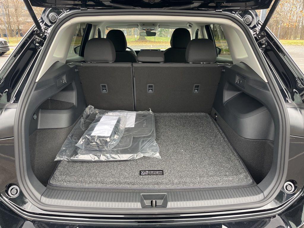 new 2026 Volkswagen Tiguan car, priced at $34,381