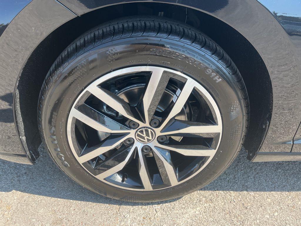 new 2025 Volkswagen Jetta car, priced at $28,452