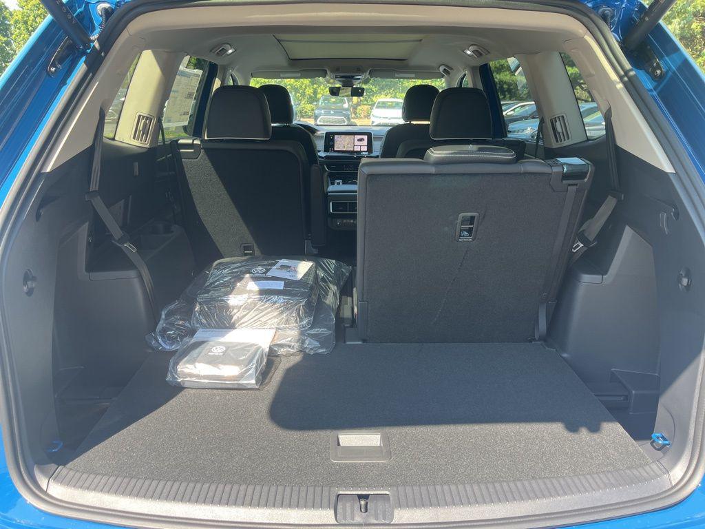 new 2026 Volkswagen Atlas car, priced at $58,060