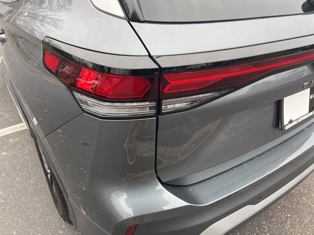 new 2026 Volkswagen Tiguan car, priced at $32,881