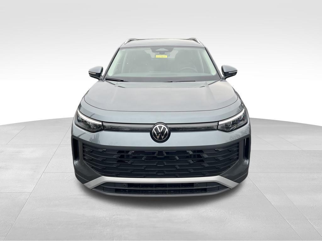 new 2026 Volkswagen Tiguan car, priced at $32,881