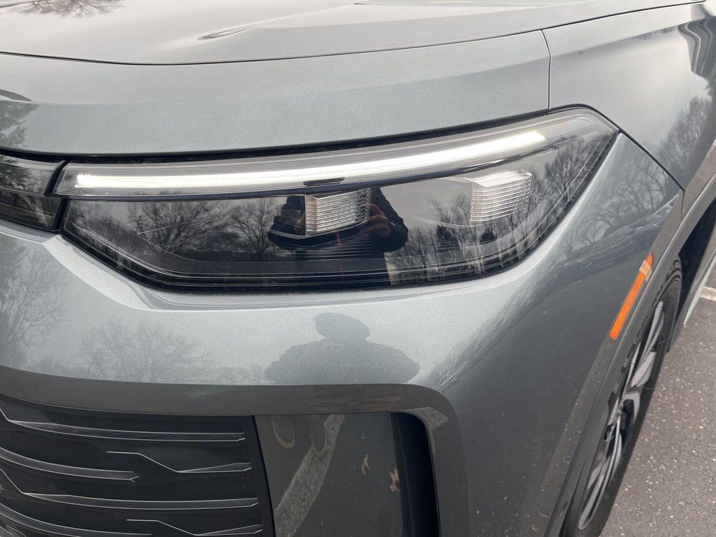 new 2026 Volkswagen Tiguan car, priced at $32,881