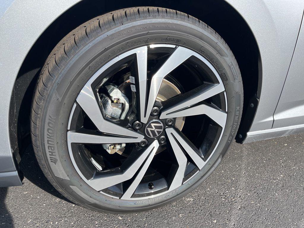 new 2026 Volkswagen Jetta car, priced at $32,133