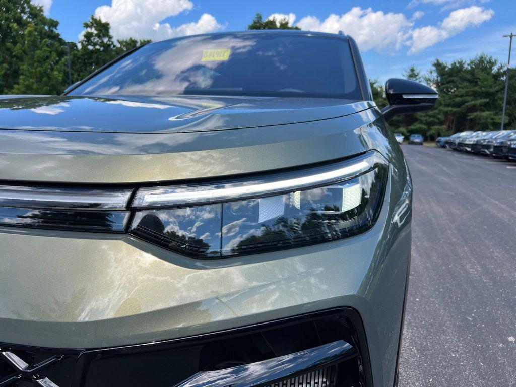 new 2026 Volkswagen Tiguan car, priced at $46,468