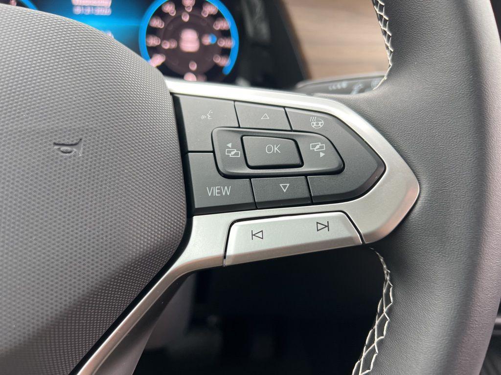 new 2026 Volkswagen Atlas car, priced at $48,007