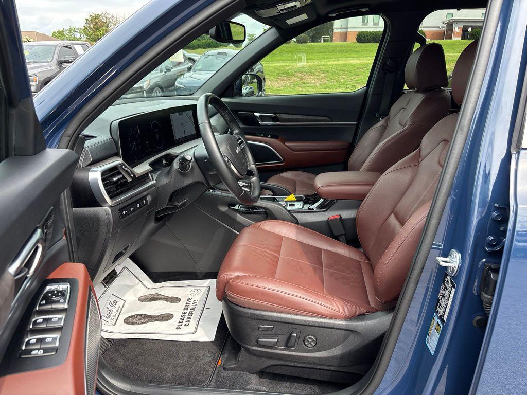 used 2024 Kia Telluride car, priced at $39,590