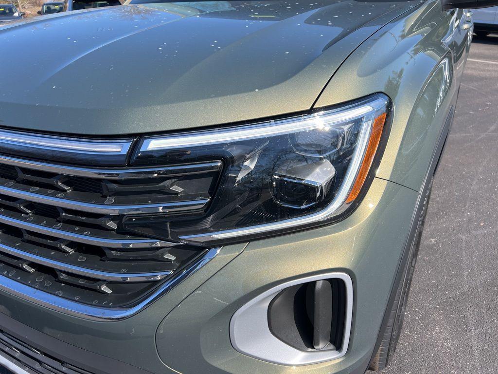 new 2026 Volkswagen Atlas car, priced at $48,147