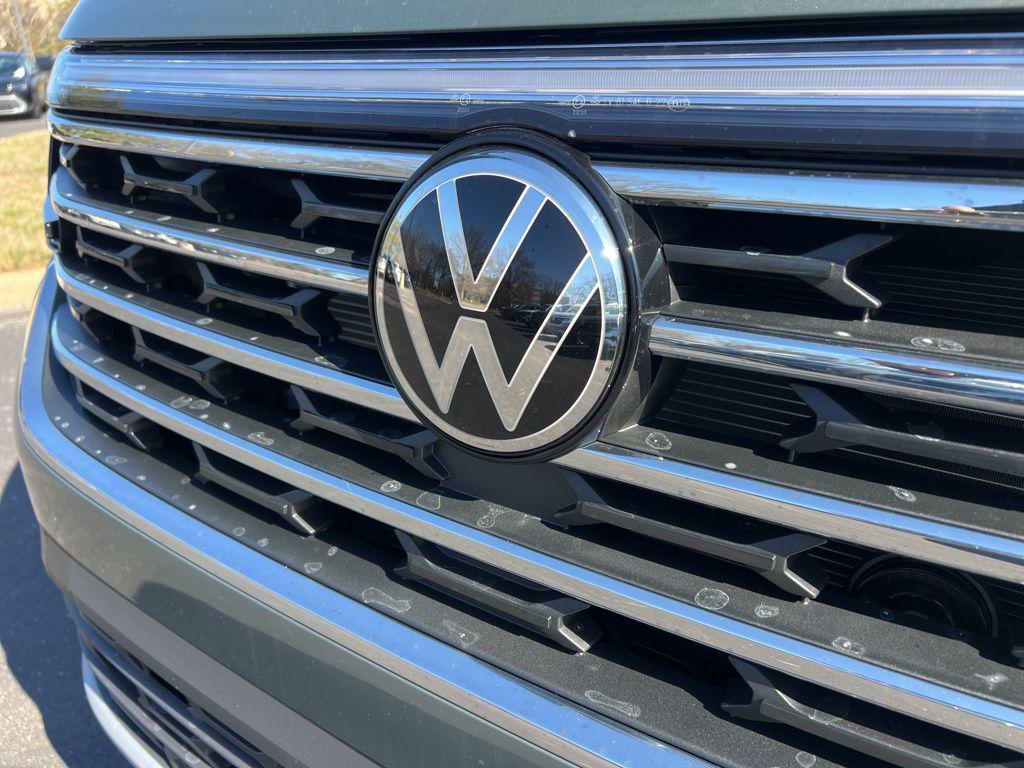 new 2026 Volkswagen Atlas car, priced at $48,147