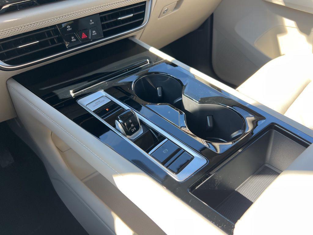 new 2026 Volkswagen Atlas car, priced at $48,147