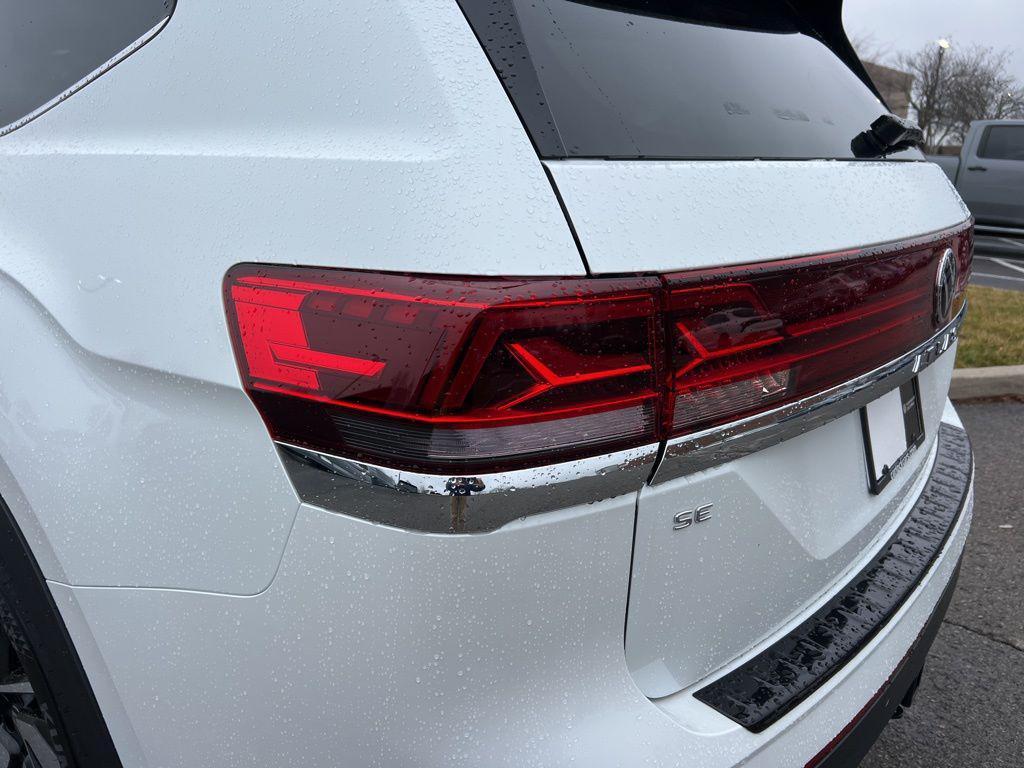 new 2026 Volkswagen Atlas car, priced at $48,377