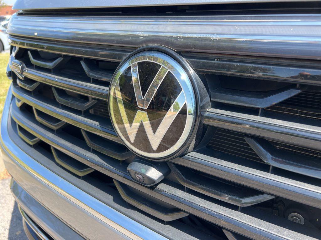used 2024 Volkswagen Atlas Cross Sport car, priced at $36,652