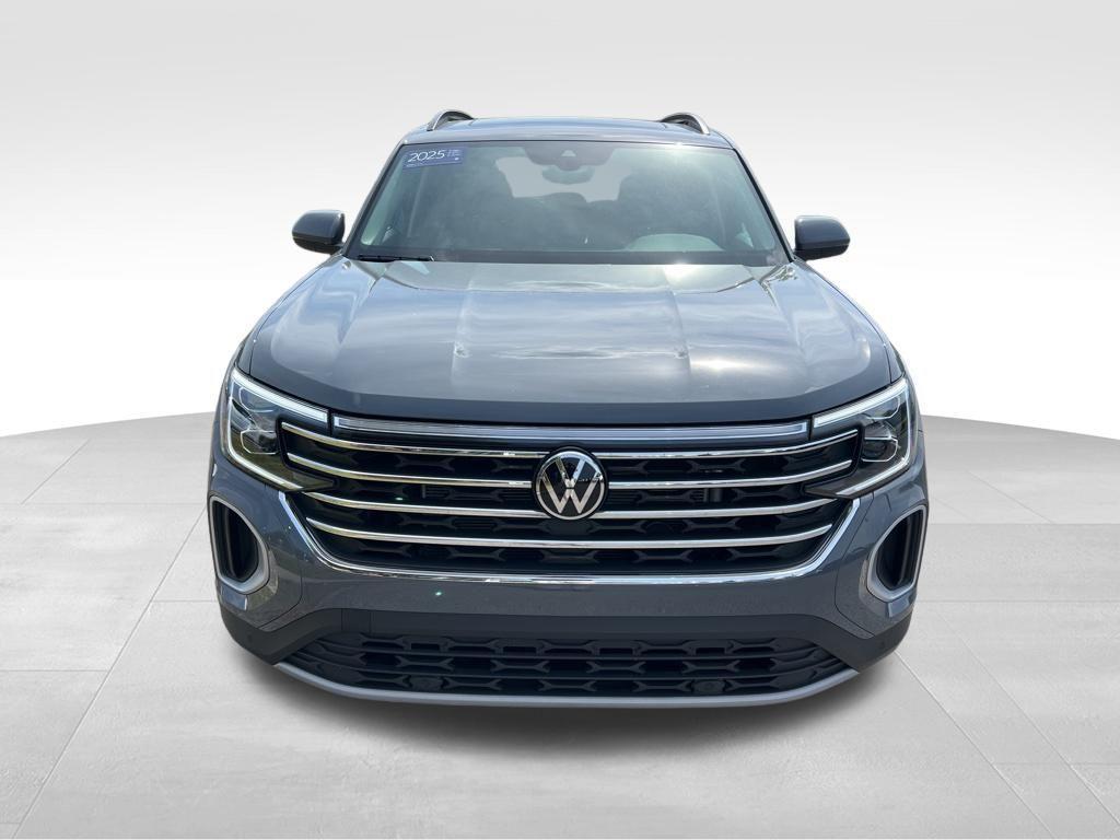 used 2026 Volkswagen Atlas car, priced at $41,636