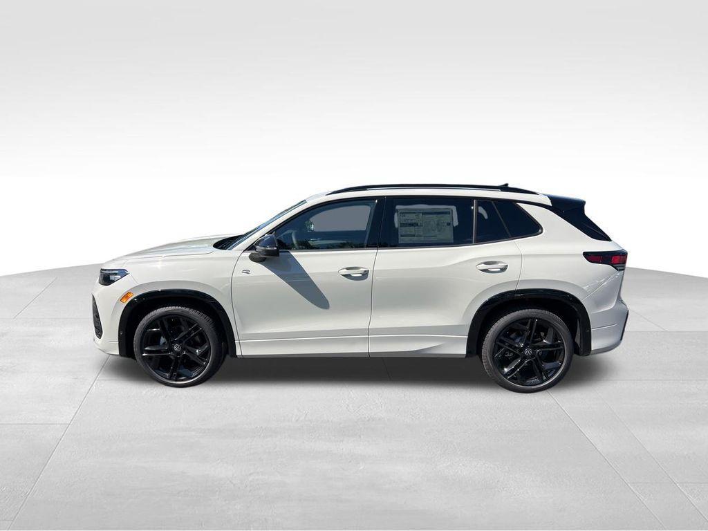 new 2026 Volkswagen Tiguan car, priced at $37,823