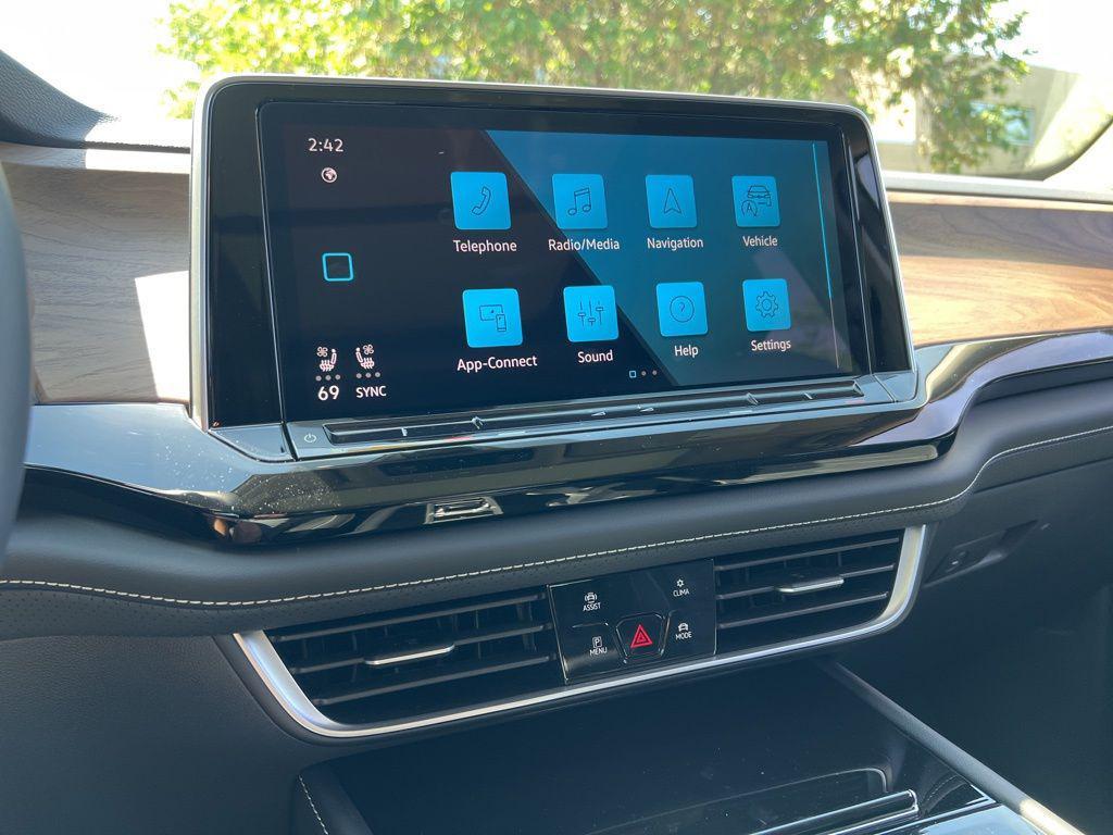 new 2026 Volkswagen Atlas car, priced at $48,726