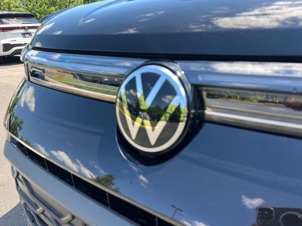 new 2026 Volkswagen Taos car, priced at $33,991