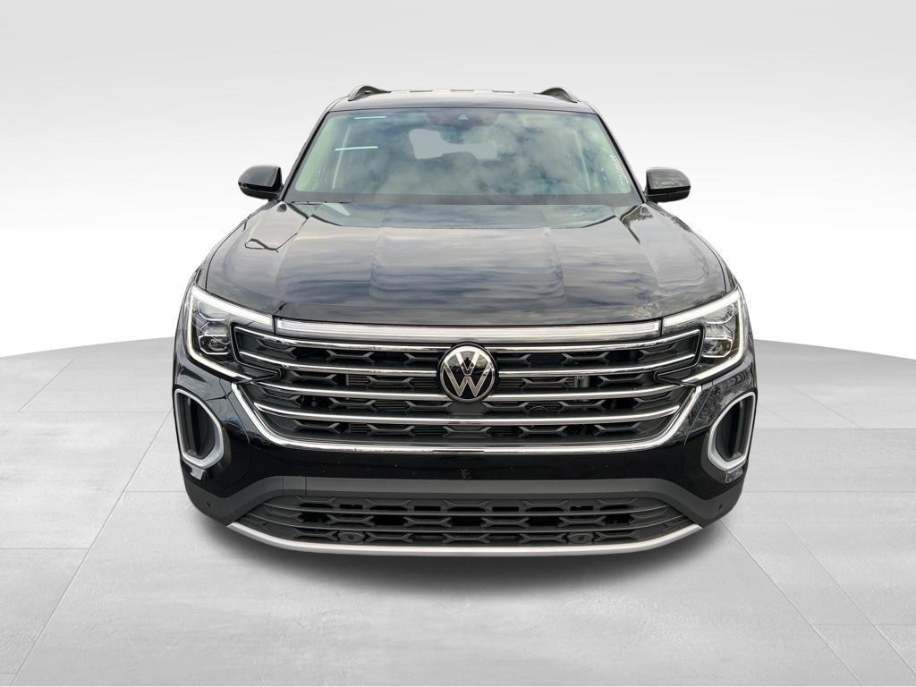 new 2026 Volkswagen Atlas car, priced at $48,004