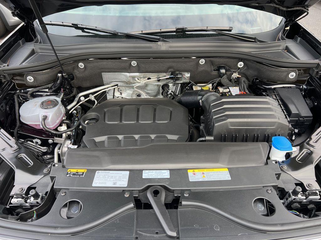 new 2026 Volkswagen Atlas car, priced at $48,004