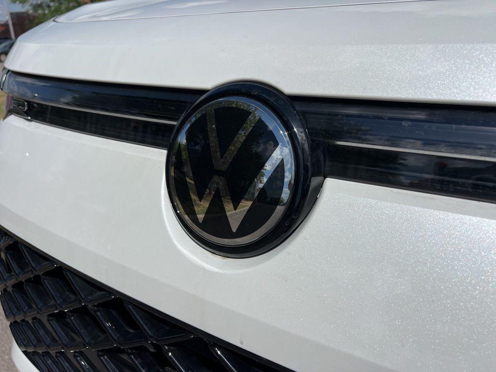 new 2026 Volkswagen Tiguan car, priced at $40,778