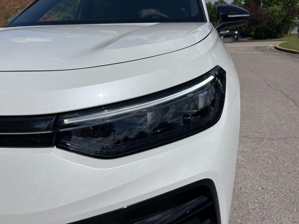 new 2026 Volkswagen Tiguan car, priced at $40,778