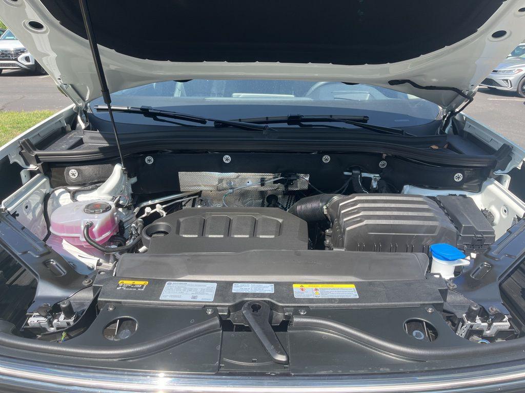 new 2026 Volkswagen Atlas car, priced at $58,402