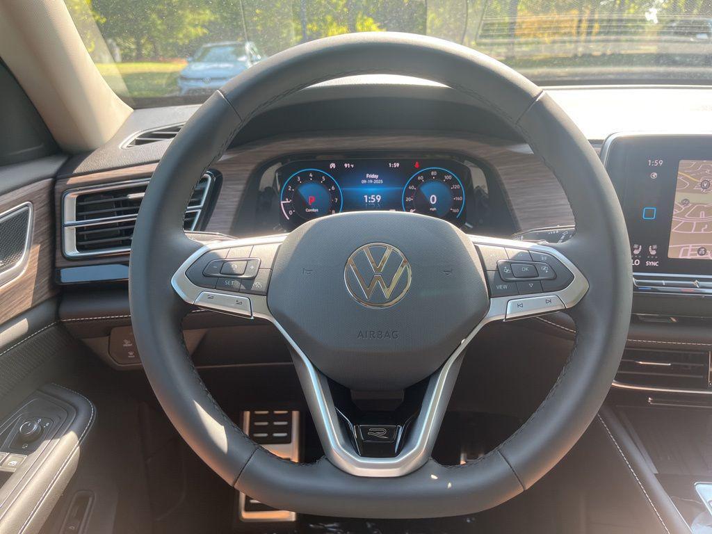 new 2026 Volkswagen Atlas car, priced at $58,402