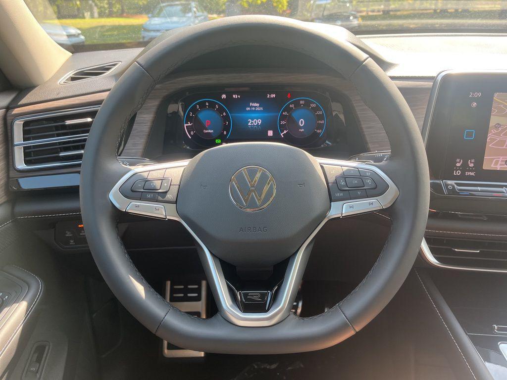 new 2026 Volkswagen Atlas car, priced at $57,365