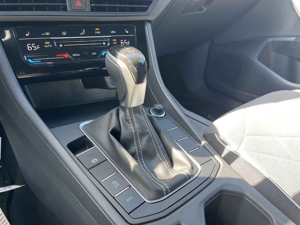 new 2025 Volkswagen Jetta car, priced at $26,871
