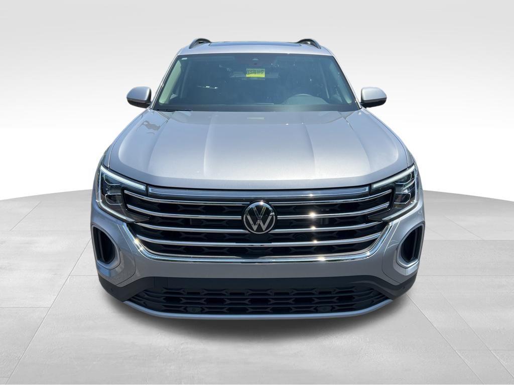new 2026 Volkswagen Atlas car, priced at $48,773