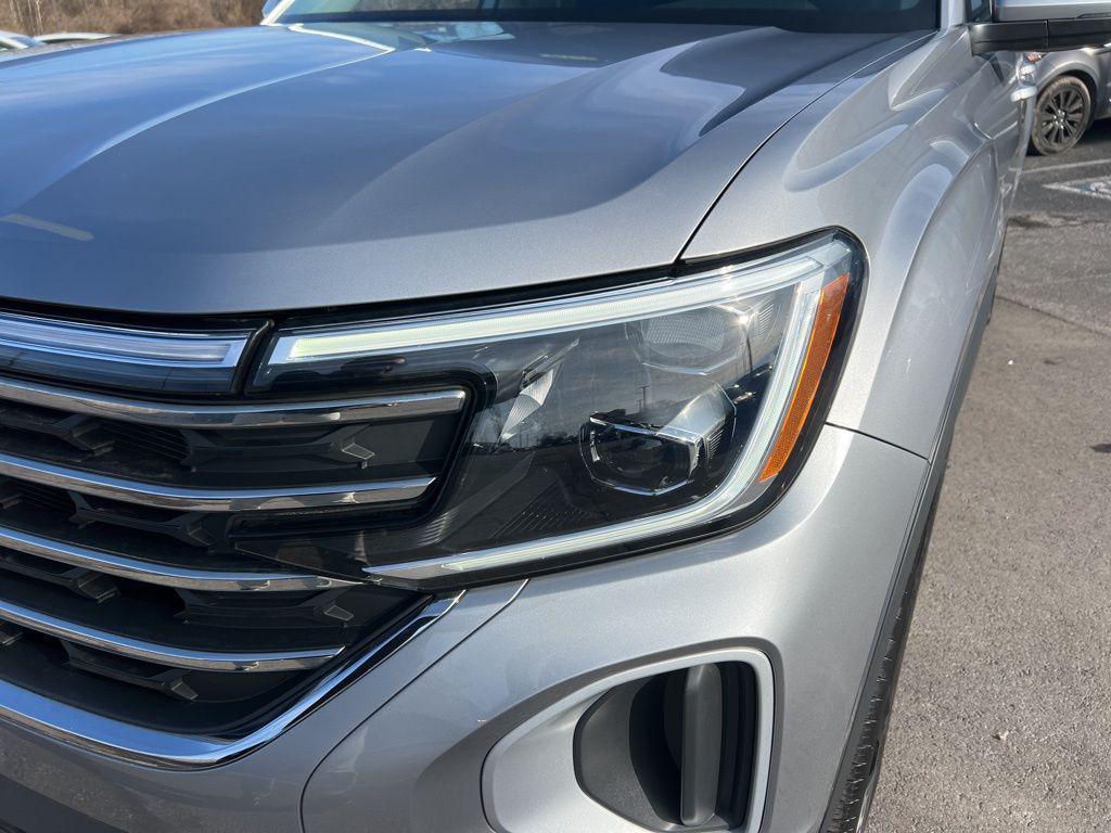 used 2024 Volkswagen Atlas car, priced at $31,523