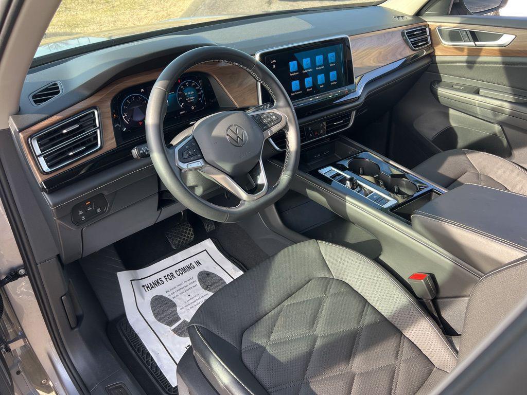 used 2024 Volkswagen Atlas car, priced at $31,523