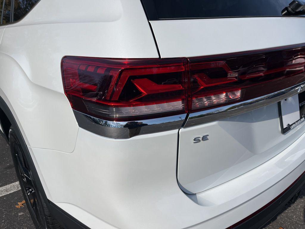 new 2026 Volkswagen Atlas car, priced at $47,147