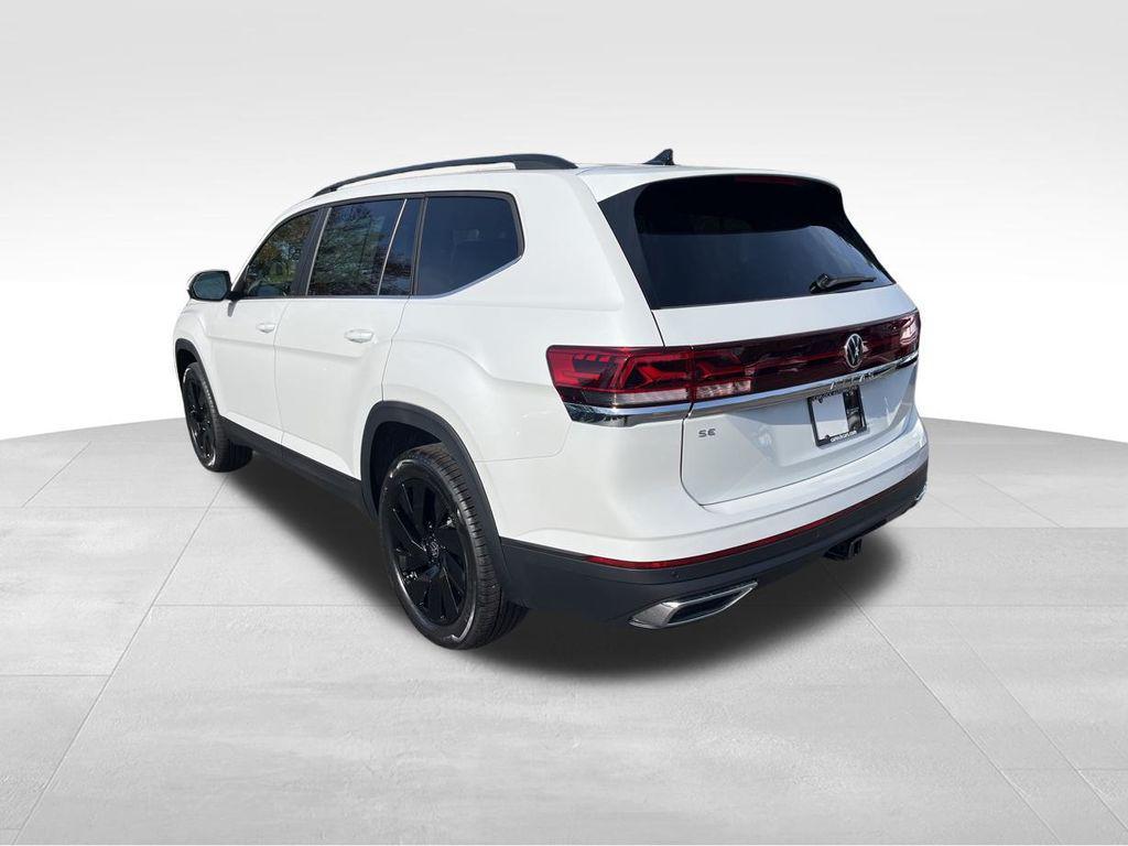 new 2026 Volkswagen Atlas car, priced at $47,147