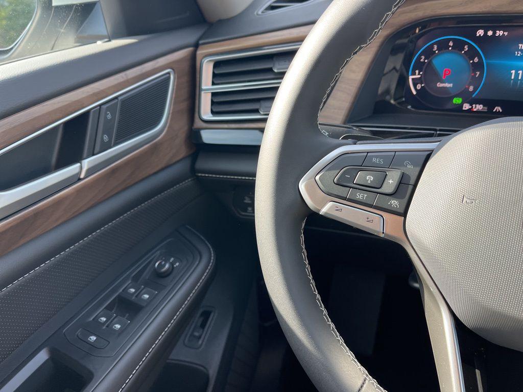 new 2026 Volkswagen Atlas car, priced at $47,147