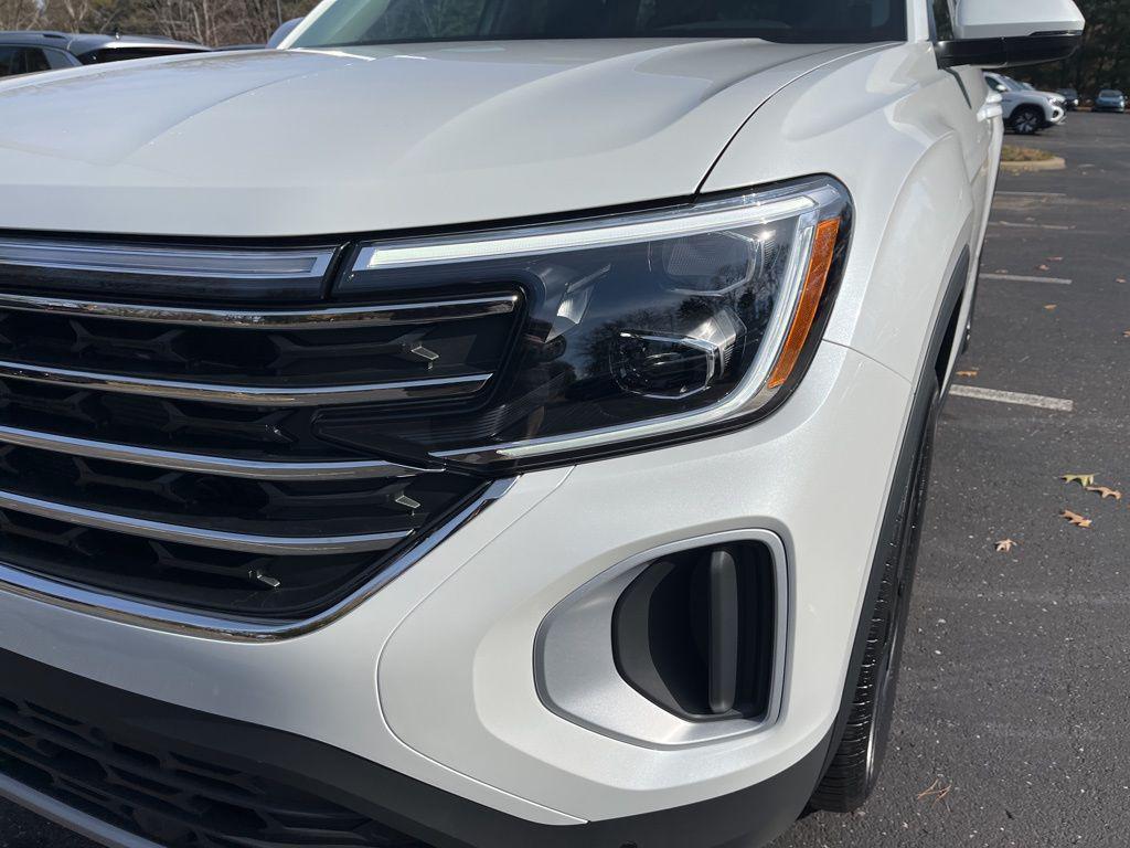 new 2026 Volkswagen Atlas car, priced at $47,147