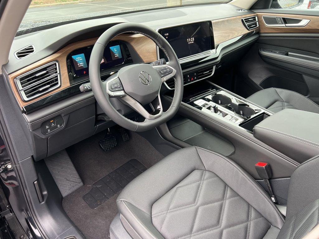 new 2026 Volkswagen Atlas car, priced at $48,247