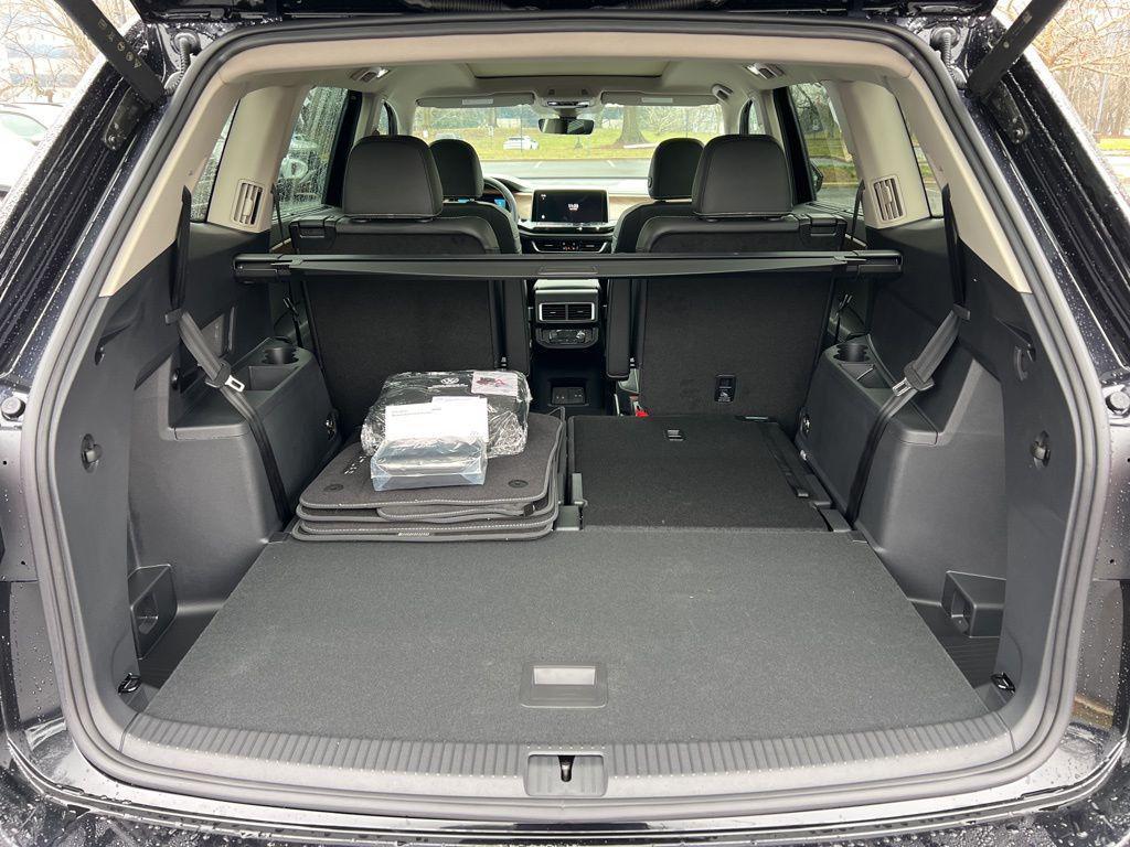 new 2026 Volkswagen Atlas car, priced at $48,247