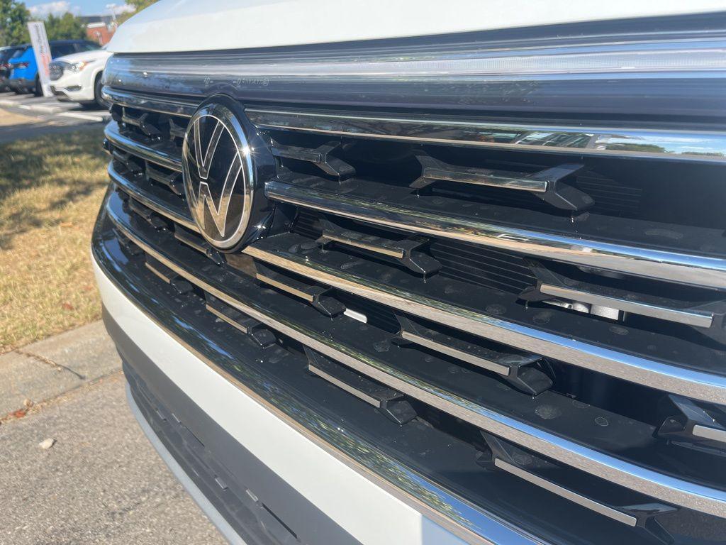 new 2026 Volkswagen Atlas car, priced at $53,392