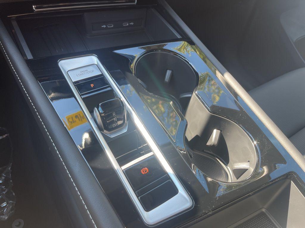 new 2026 Volkswagen Atlas car, priced at $53,392