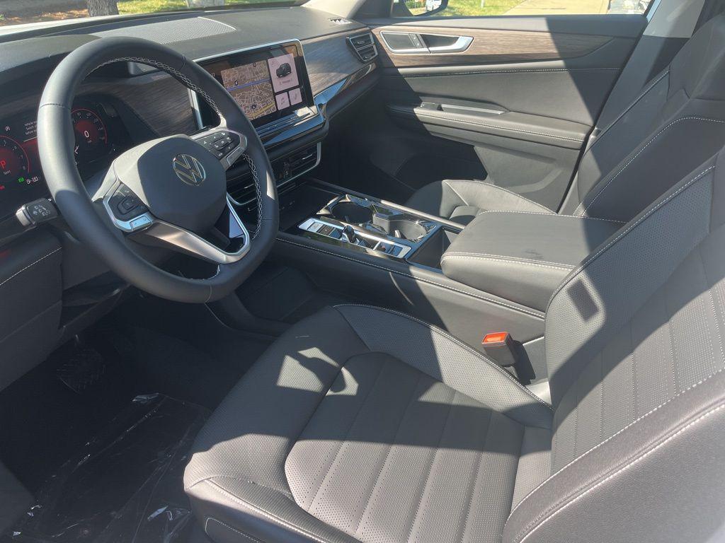 new 2026 Volkswagen Atlas car, priced at $53,392