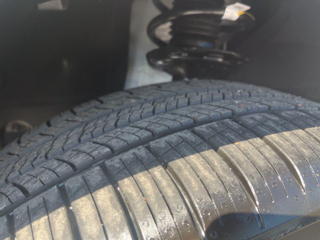 new 2026 Volkswagen Atlas car, priced at $53,392