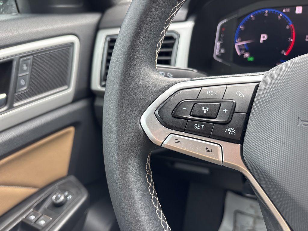 used 2021 Volkswagen Atlas Cross Sport car, priced at $23,378