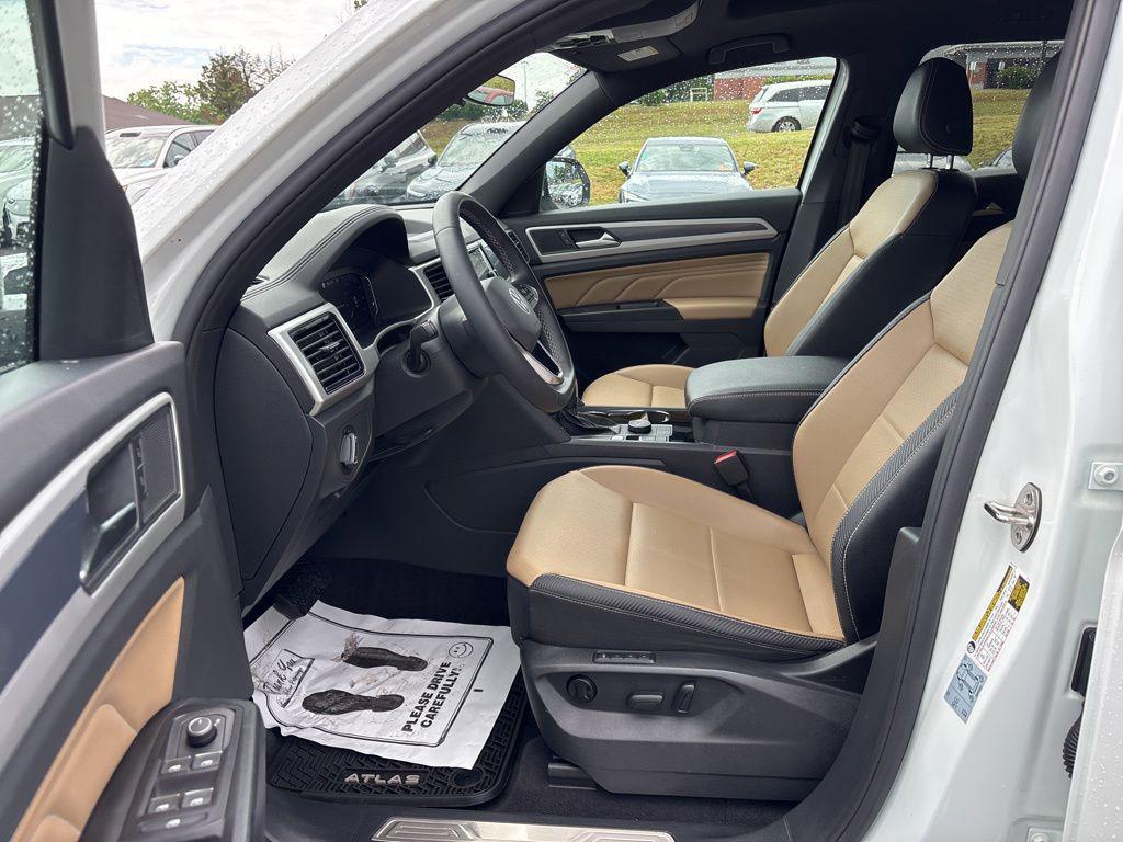 used 2021 Volkswagen Atlas Cross Sport car, priced at $23,378